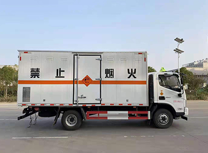 洞头爆破器材运输车